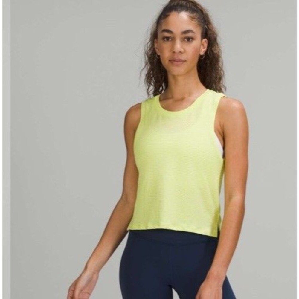 Lululemon Size 4 Train To Be Tank Top Neon Yellow